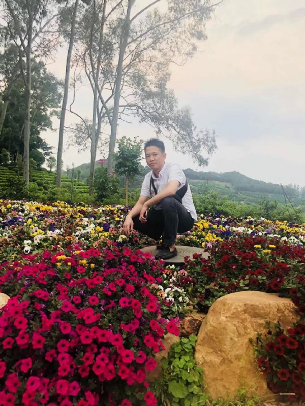 小郑的第一张照片--盐城相亲服务中心