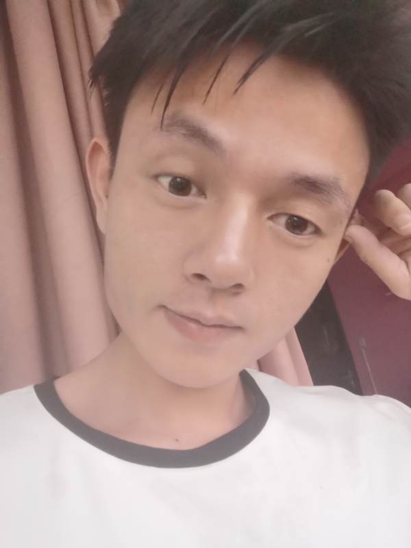 一一得一的第一张照片--盐城相亲服务中心