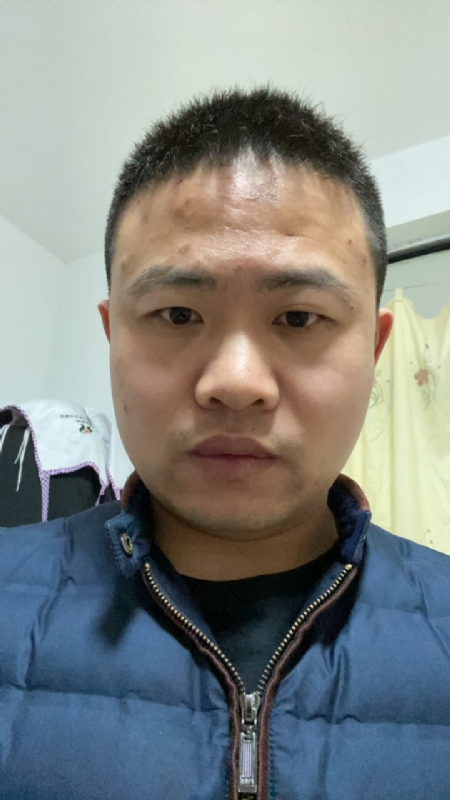 苹果的第一张照片--盐城相亲服务中心