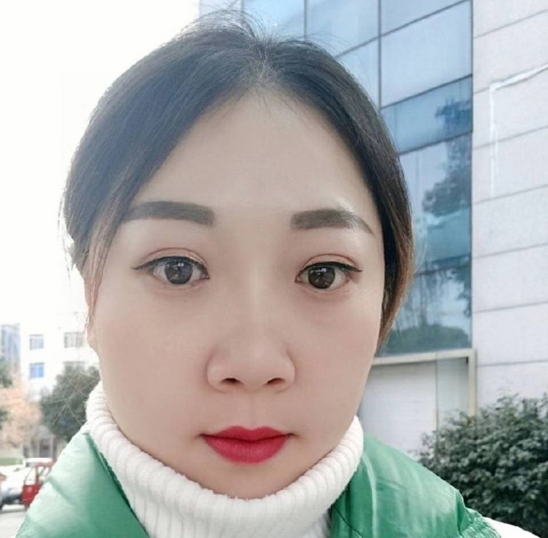 袁芳的第一张照片--盐城相亲服务中心