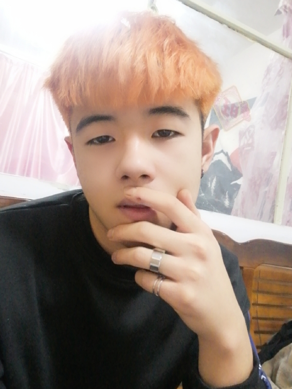 钟宇诗的第一张照片--盐城相亲服务中心