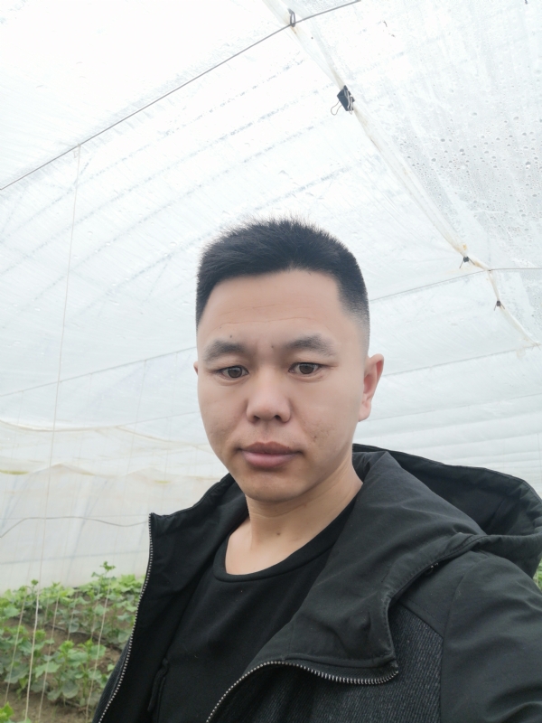 宇成的第一张照片--盐城相亲服务中心