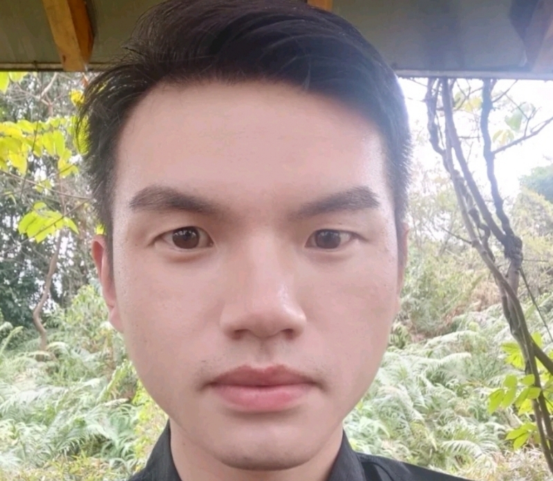 彬彬有礼的第二张照片--盐城相亲服务中心