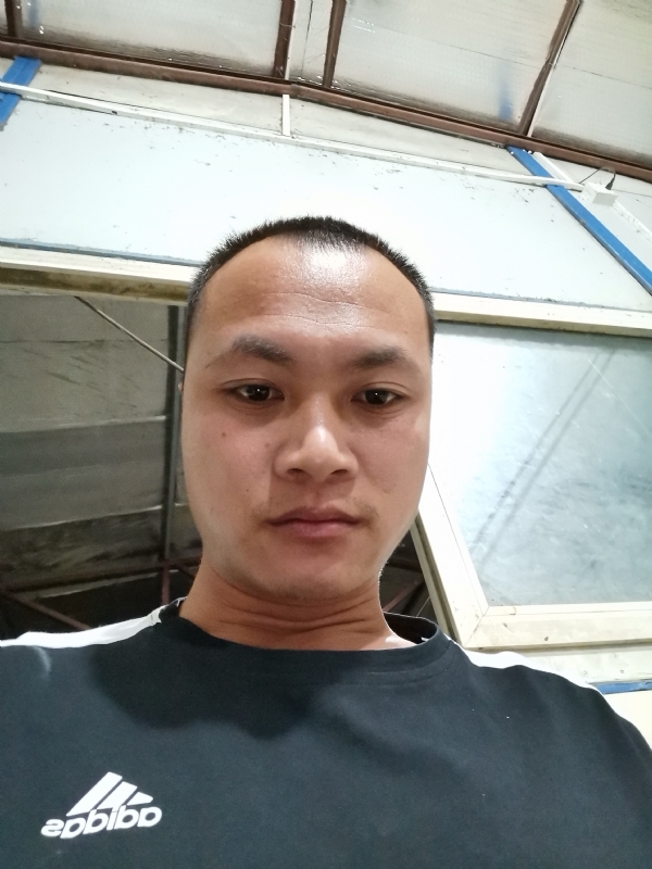 真心交友的第一张照片--盐城相亲服务中心