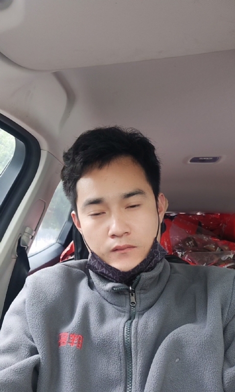冷锋的第一张照片--盐城相亲服务中心