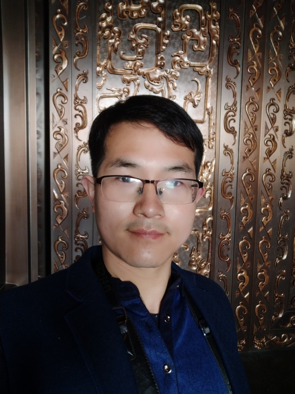 鹏鸟的第一张照片--盐城相亲服务中心