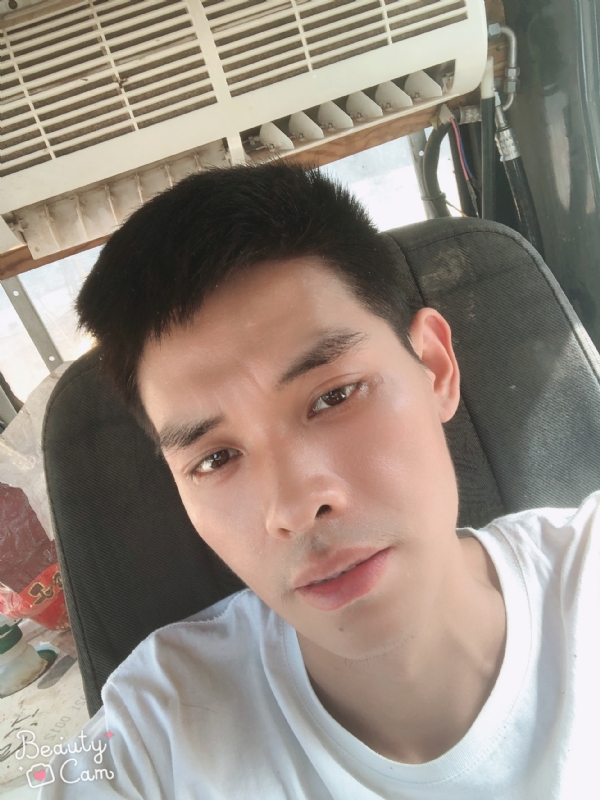 小董的第一张照片--盐城相亲服务中心