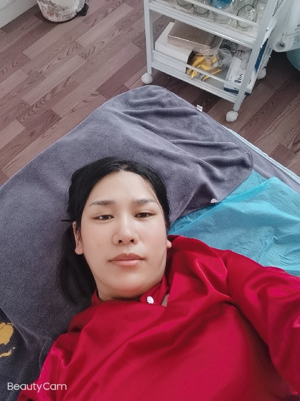 枫叶的第一张照片--盐城相亲服务中心