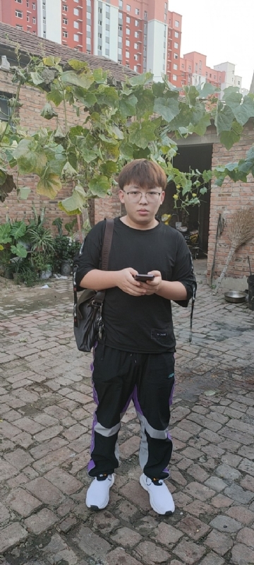 辛禹的第二张照片--盐城相亲服务中心