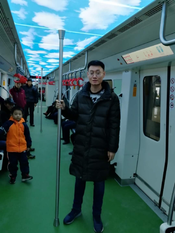 朱利安的第一张照片--盐城相亲服务中心