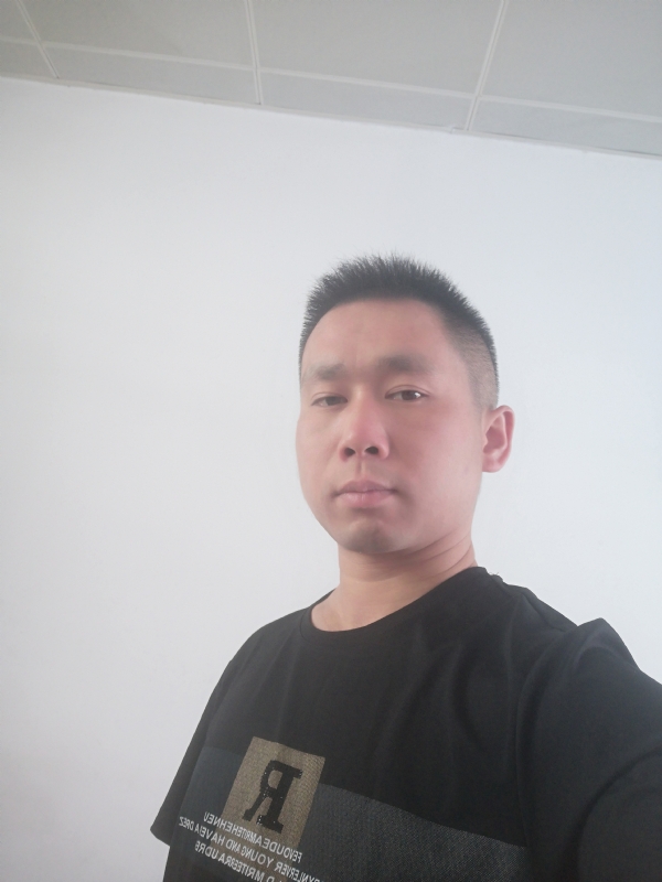 孤独的狼的第一张照片--盐城相亲服务中心