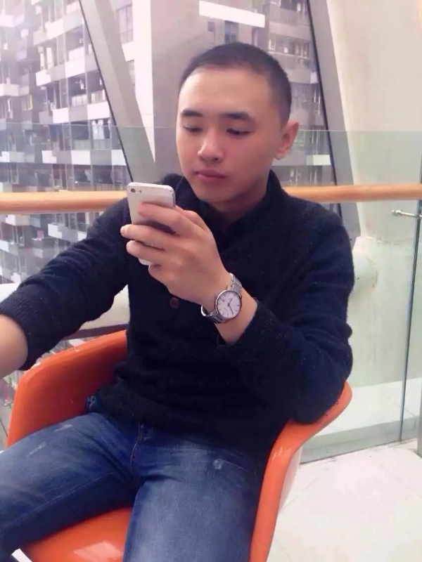 一个人的第一张照片--盐城相亲服务中心
