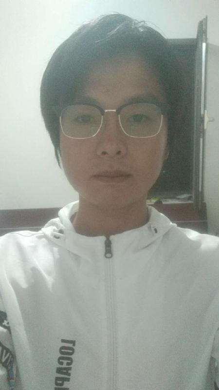 轻吻的第一张照片--盐城相亲服务中心