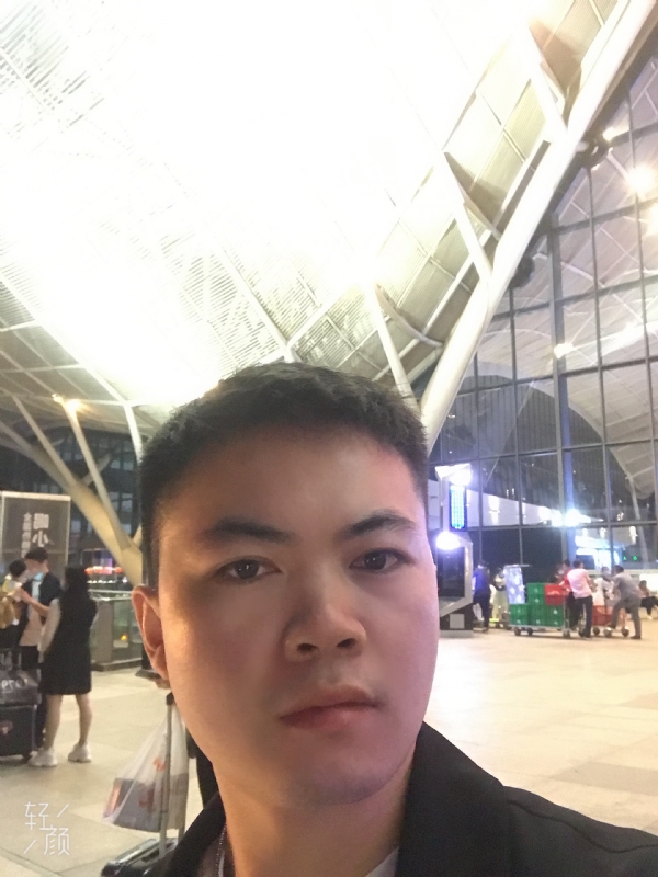 骑马的快乐的第一张照片--盐城相亲服务中心