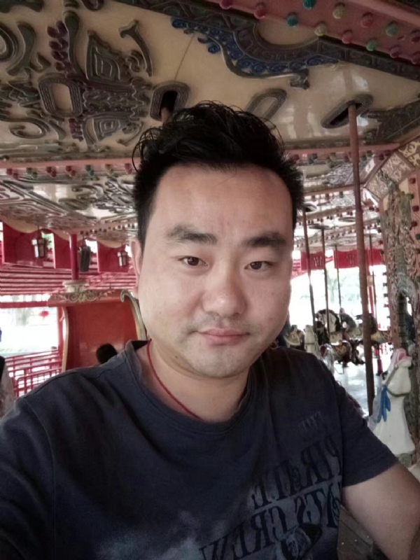 几许情深的第一张照片--盐城相亲服务中心