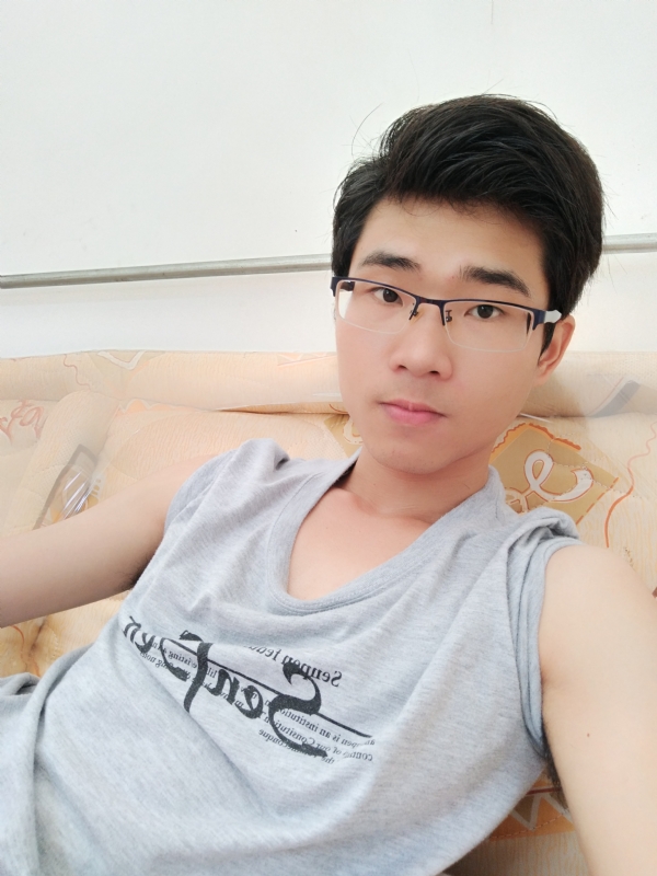 南国大帝的第一张照片--盐城相亲服务中心
