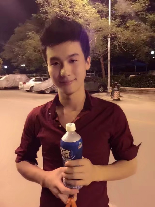 皮特王的第三张照片--盐城相亲服务中心