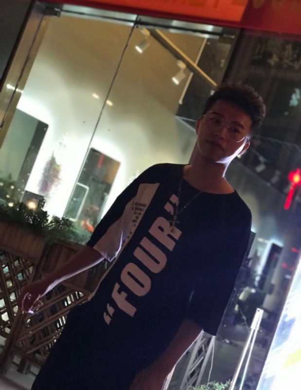 寻找的第一张照片--盐城相亲服务中心