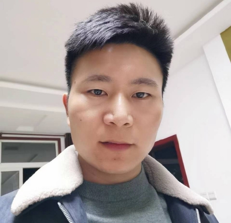延峰的第一张照片--盐城相亲服务中心