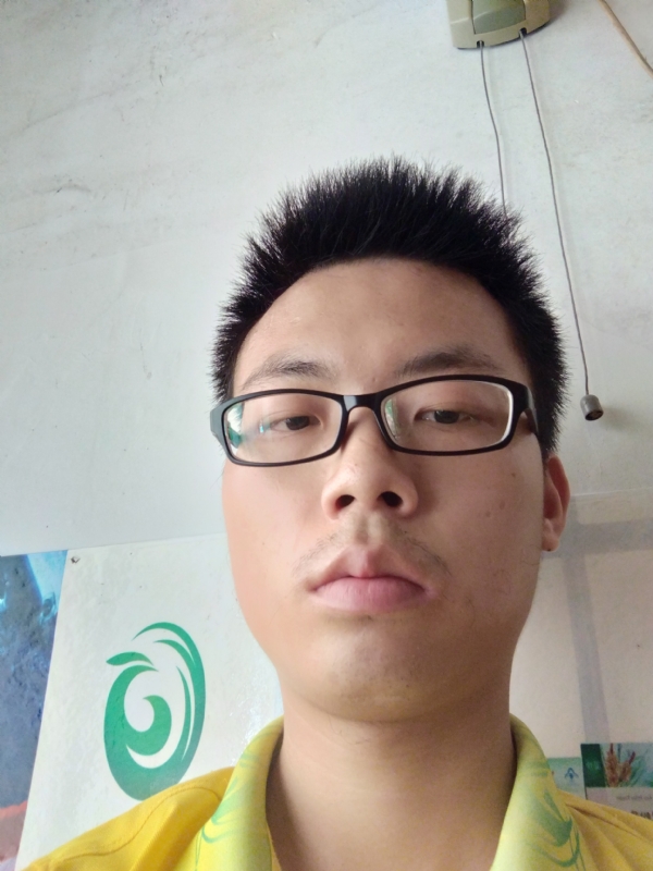 舒荷的第一张照片--盐城相亲服务中心