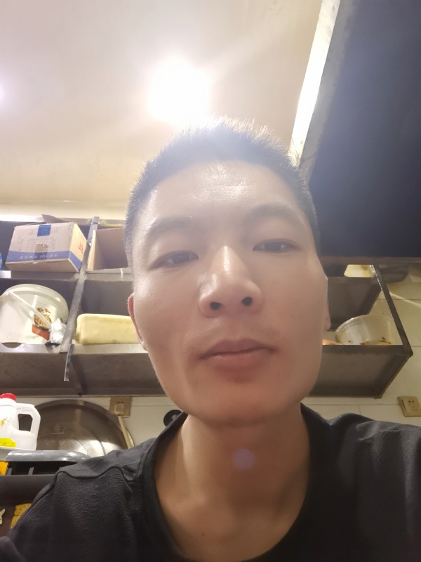 邹先生的第一张照片--盐城相亲服务中心