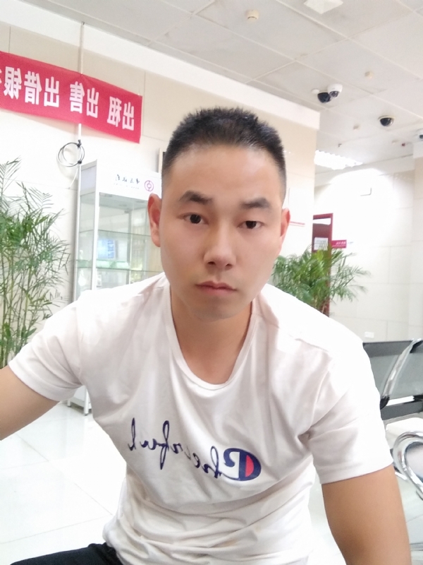 小少的第二张照片--盐城相亲服务中心