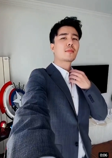 孤獨一郎的第一张照片--盐城相亲服务中心
