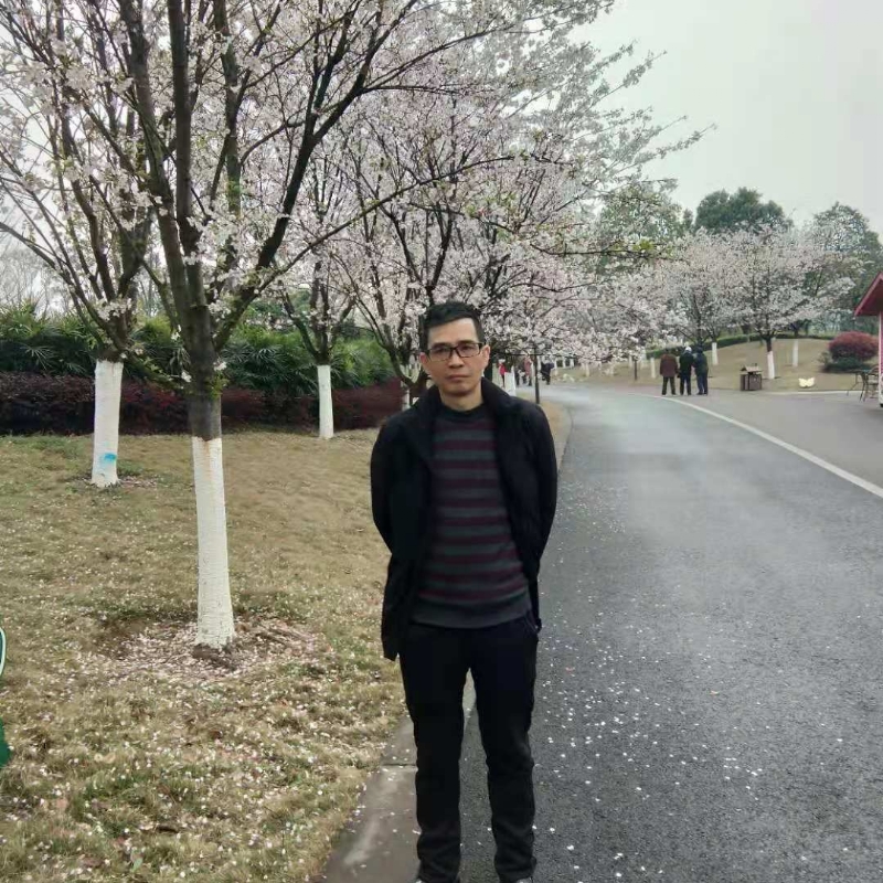 痴心爱人的第一张照片--盐城相亲服务中心