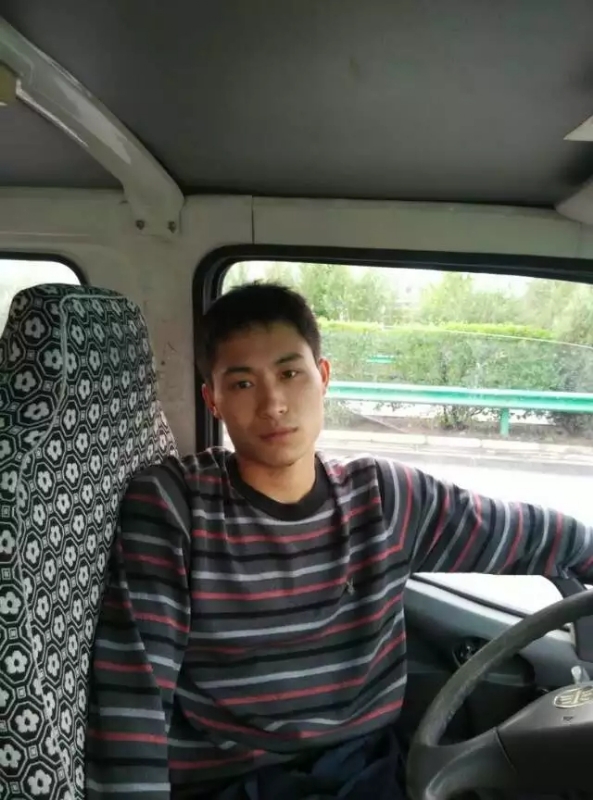 桦树林的第一张照片--盐城相亲服务中心