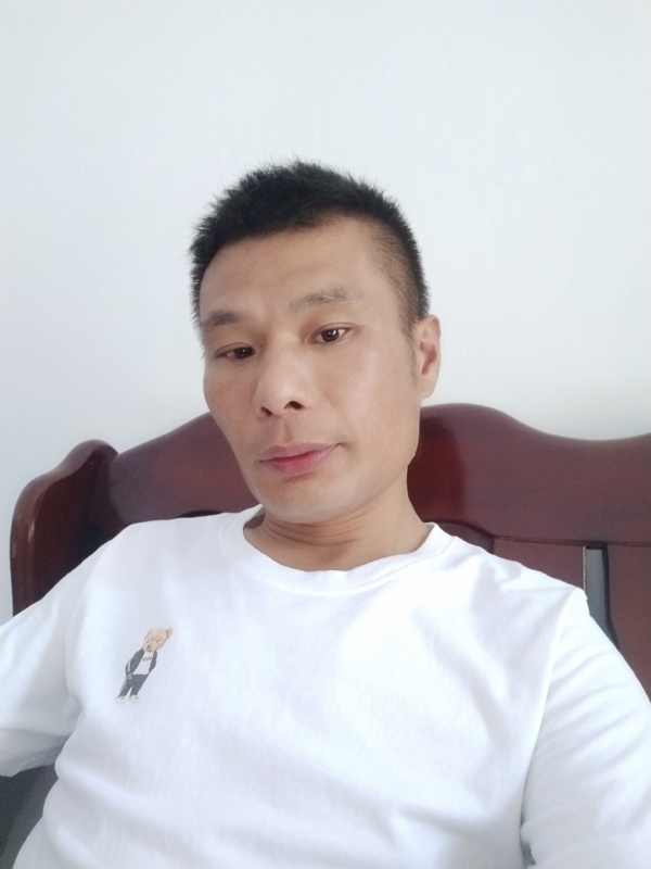 年少轻狂的第一张照片--盐城相亲服务中心