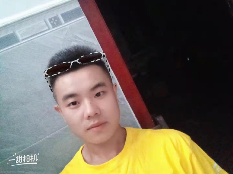 建国90周年的学渣的第一张照片--盐城相亲服务中心
