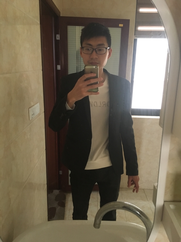 一生何求的第一张照片--盐城相亲服务中心