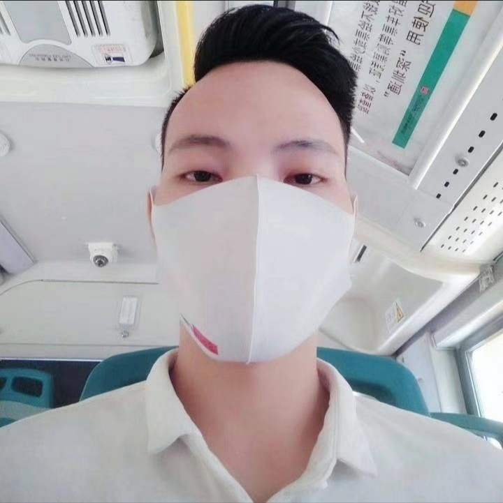 摆渡者的第一张照片--盐城相亲服务中心