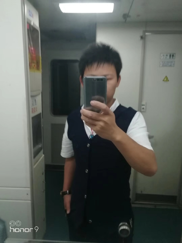 阳光下de幸福的第一张照片--盐城相亲服务中心