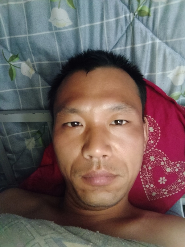 弘扬的第一张照片--盐城相亲服务中心