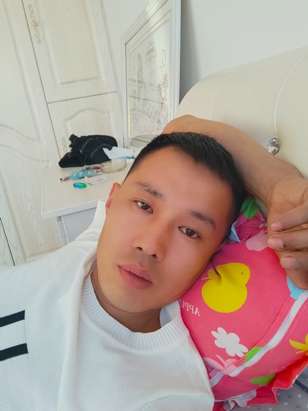 一个人的第一张照片--盐城相亲服务中心