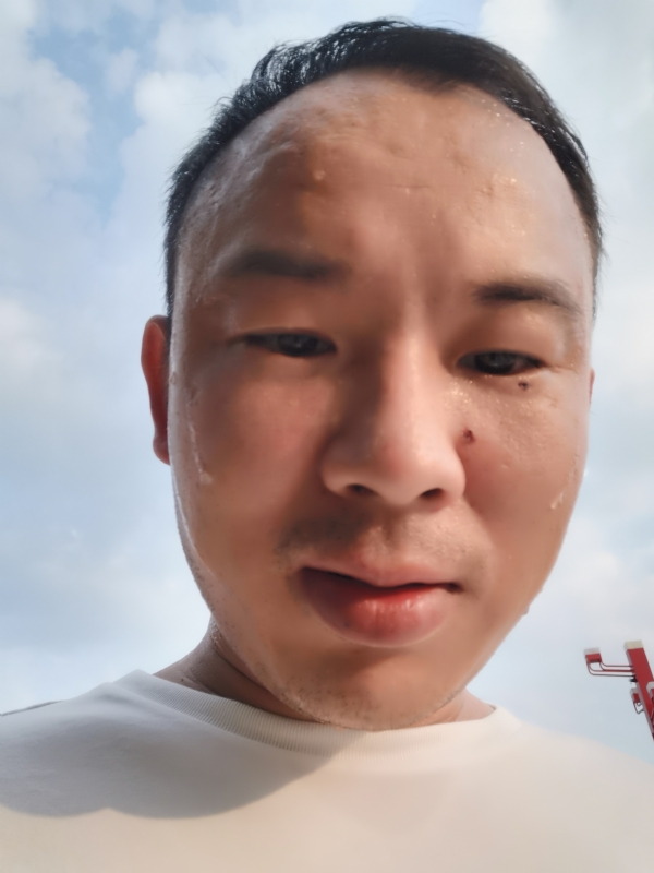 唐老鸭的第一张照片--盐城相亲服务中心
