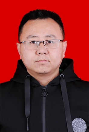 小熊维尼的第一张照片--盐城相亲服务中心