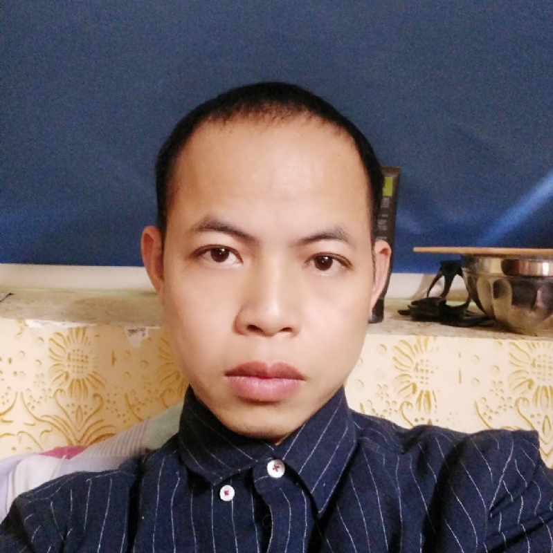 男儿当自强的第一张照片--盐城相亲服务中心