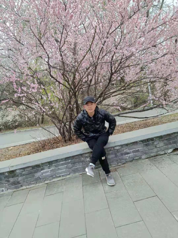 寻找幸福的第一张照片--盐城相亲服务中心