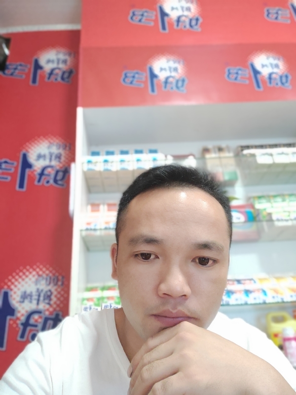 小老弟的第一张照片--盐城相亲服务中心