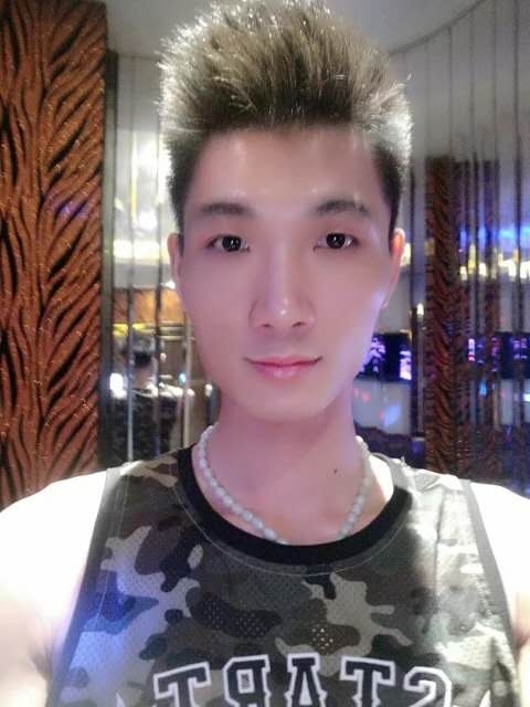 人生如戏的第一张照片--盐城相亲服务中心
