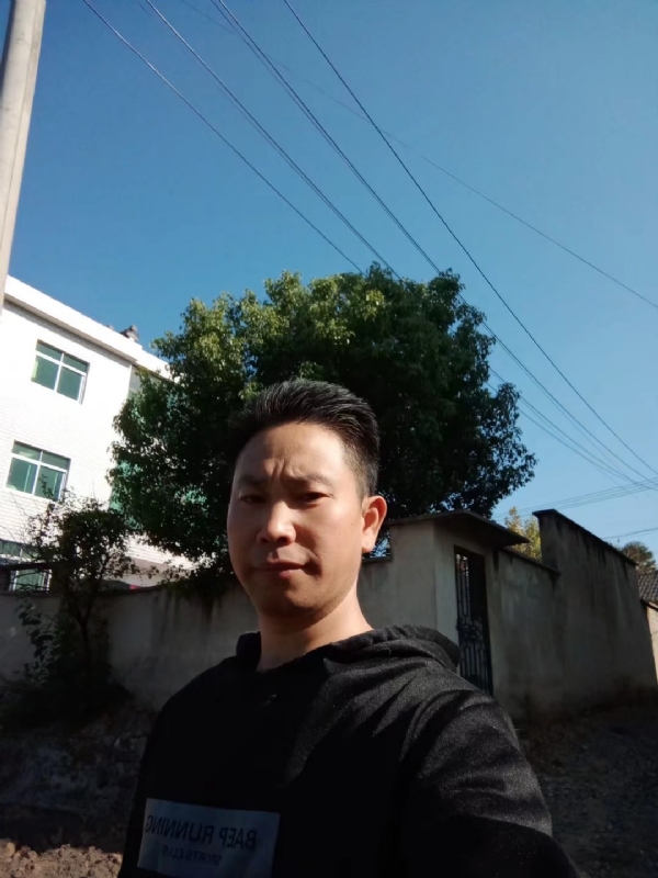 寻缘中的第二张照片--盐城相亲服务中心