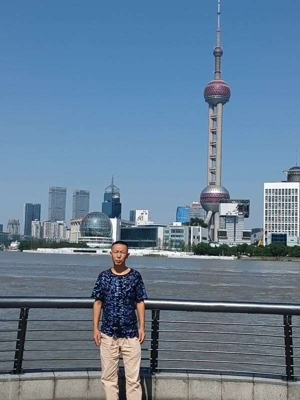 伪装浪漫的第一张照片--盐城相亲服务中心