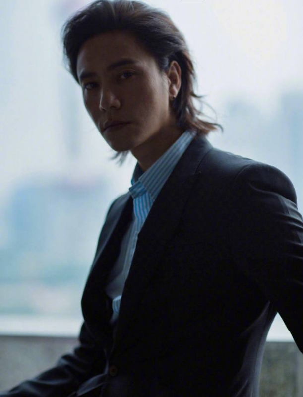 李嘉廷的第三张照片--盐城相亲服务中心