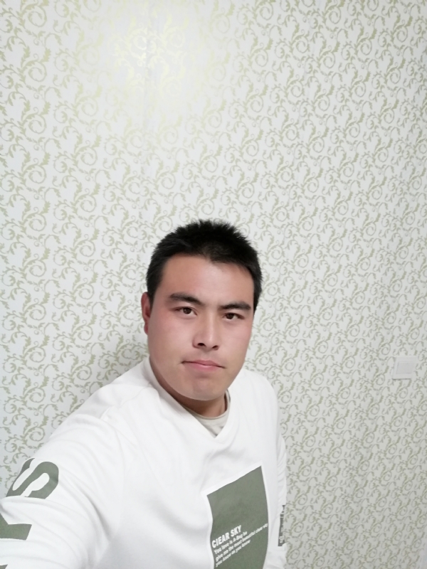看草莓在跳舞的第一张照片--盐城相亲服务中心