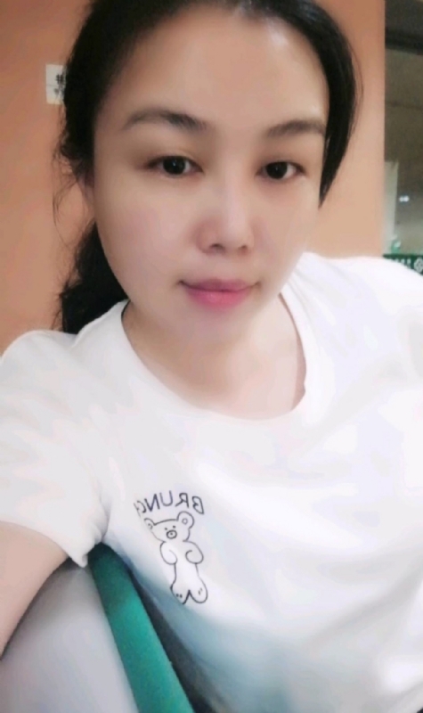 淡淡的云的第四张照片--盐城相亲服务中心