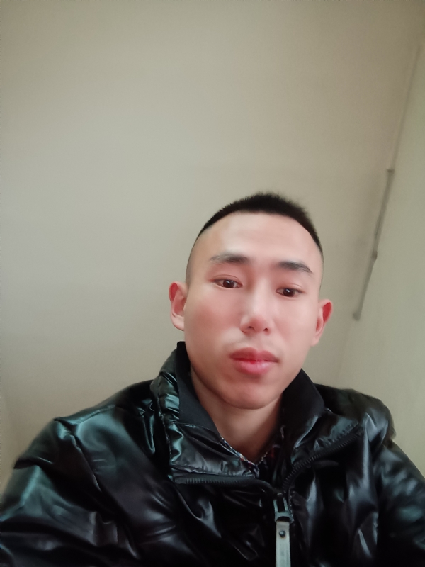阿浩的第一张照片--盐城相亲服务中心