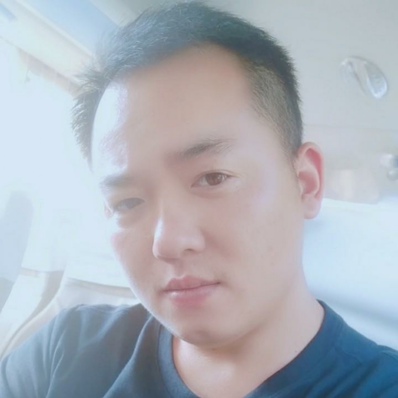 荒漠°的第一张照片--盐城相亲服务中心