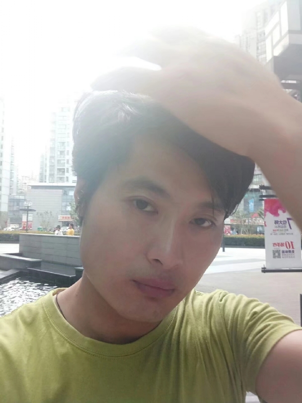 钢铁侠的第一张照片--盐城相亲服务中心